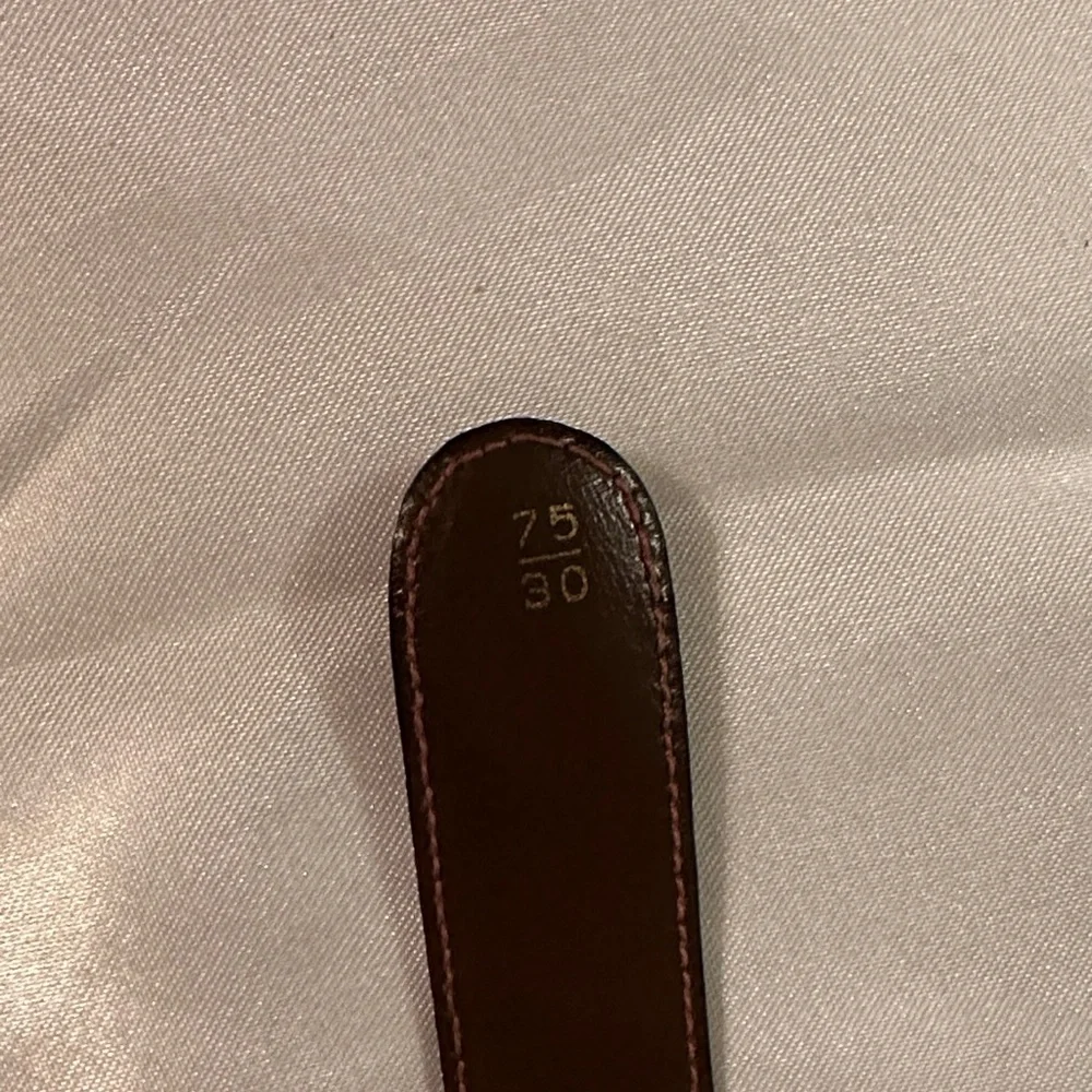 Vintage Gucci Brown Leather Belt with Gold Buckle - Picture 3 of 4